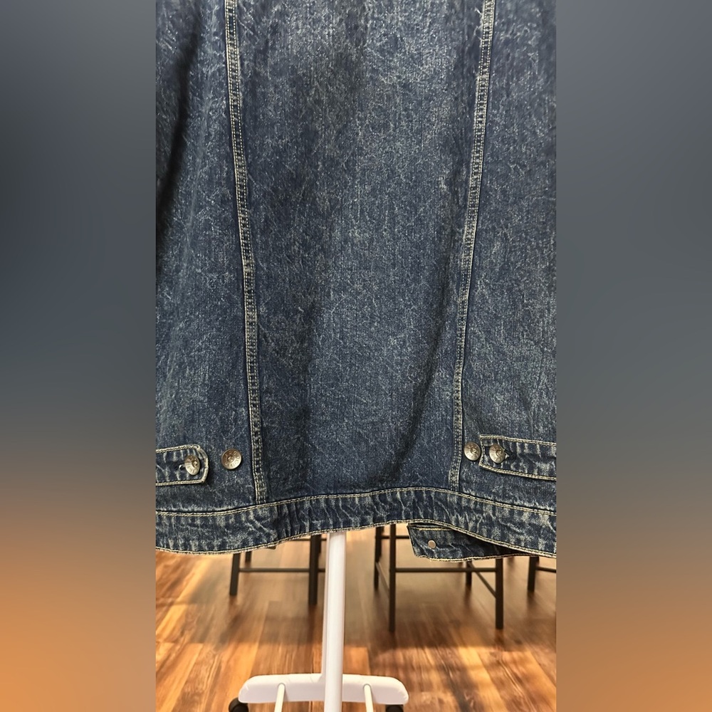 Oversized Denim Jacket - Picture 10 of 12